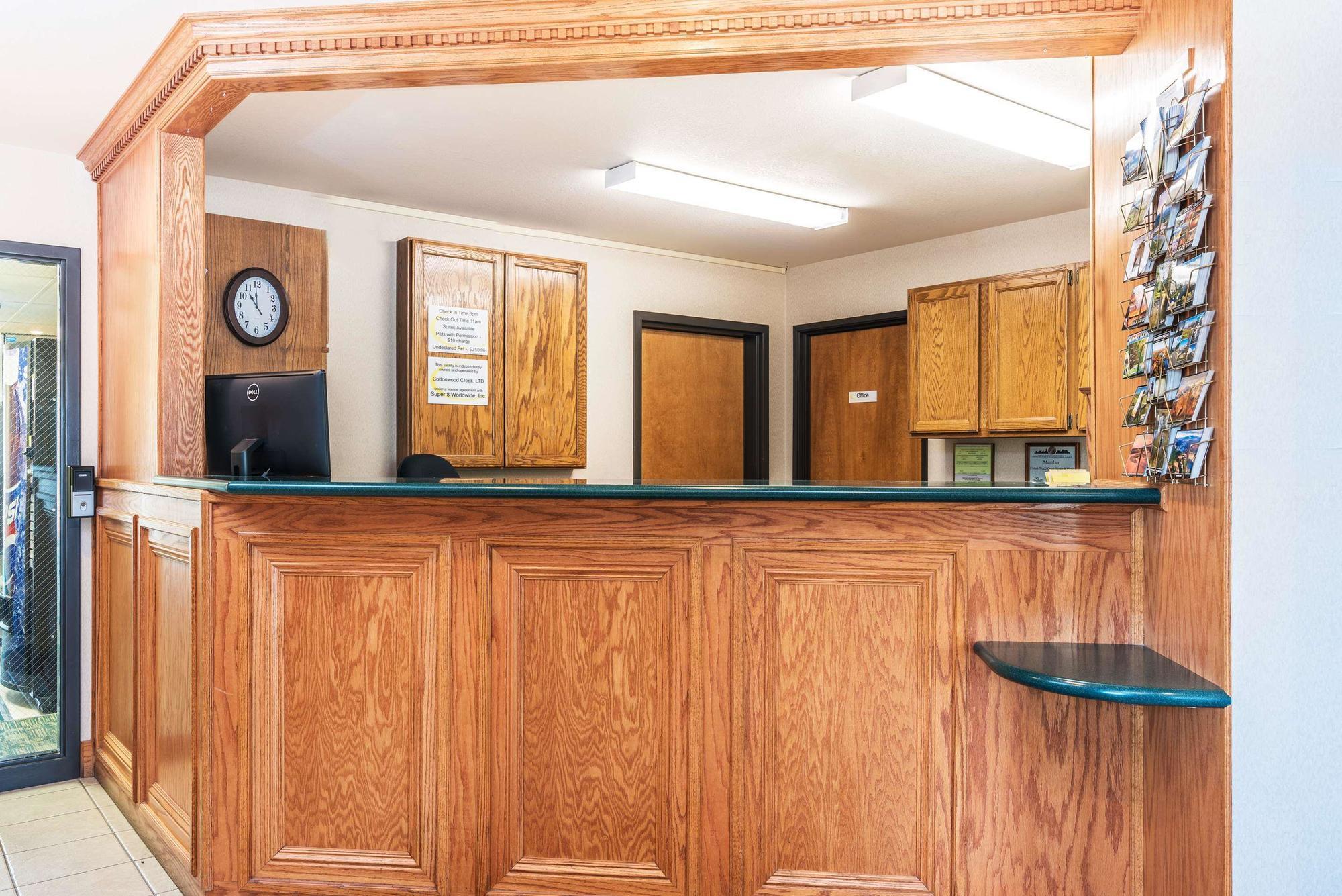 Hardin Homestead Inn And Suites מראה חיצוני תמונה