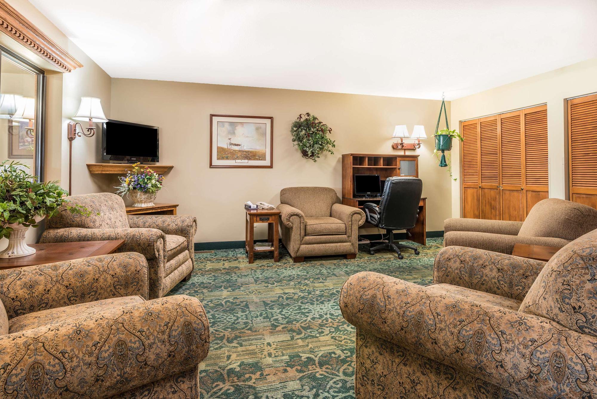 Hardin Homestead Inn And Suites מראה חיצוני תמונה