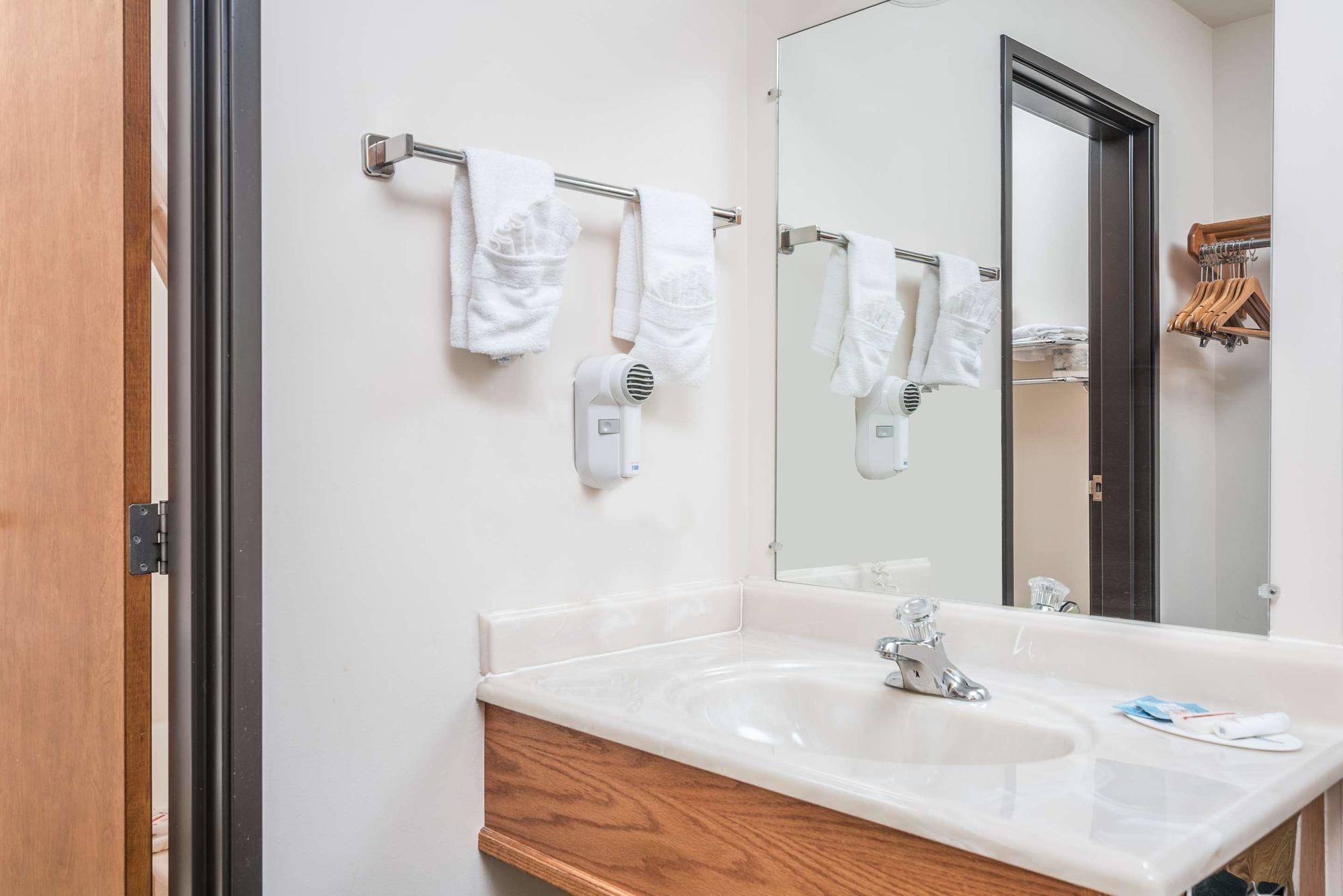 Hardin Homestead Inn And Suites מראה חיצוני תמונה